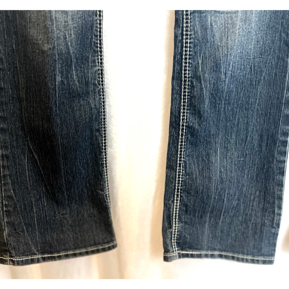 Y2K Almost Famous Womens Low Rise Boot Cut Jeans Size 9 Distressed Whiskered - Picture 11 of 15